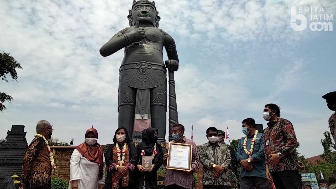 Majapahit pariwisata akademi mahasiswa perjalanan wisata usaha pilih penerimaan jalur pembentukan kegiatan